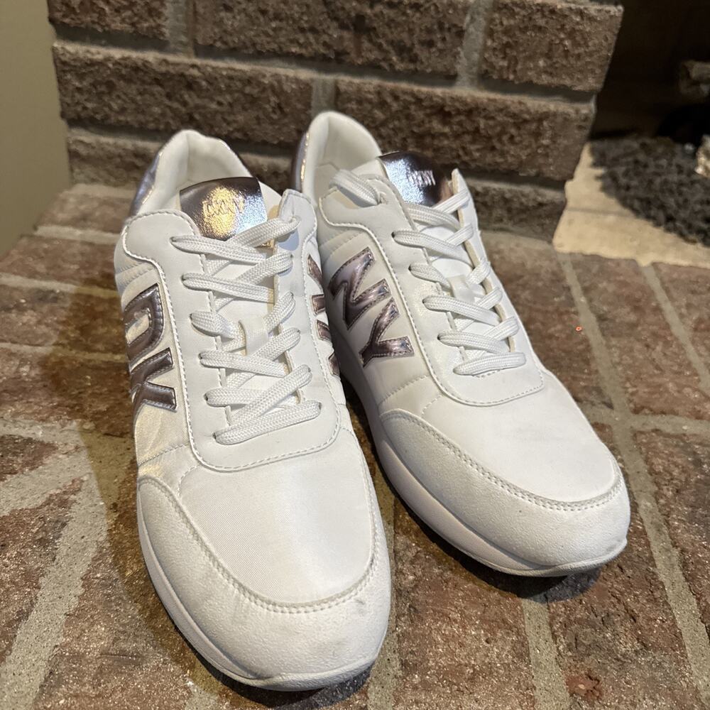 DKNY Womens Lace Up Rubber Sole Trainer Sneakers White Pink Size 10 #0010